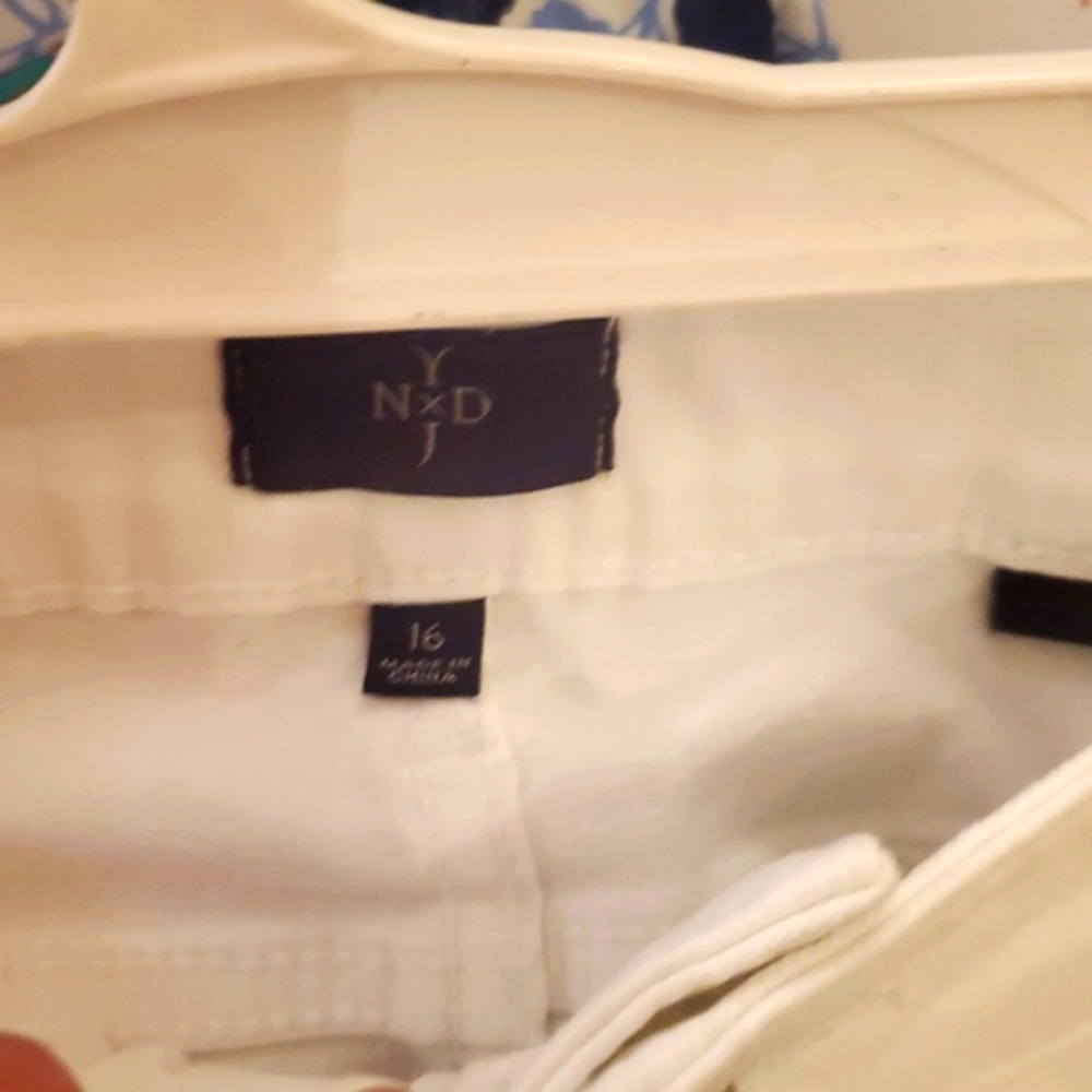 ❤️ NYJD White Cropped Jeans - Picture 5 of 7